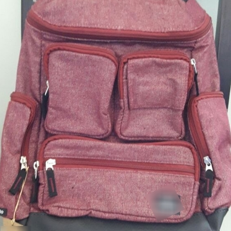 Lona para bolsas, mochilas e acessórios.